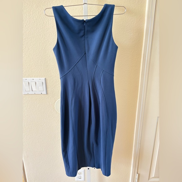 ZAC Zac Posen Sleeveless Wavy Piped Midi Dress in Blue - Size XS - Picture 4 of 7